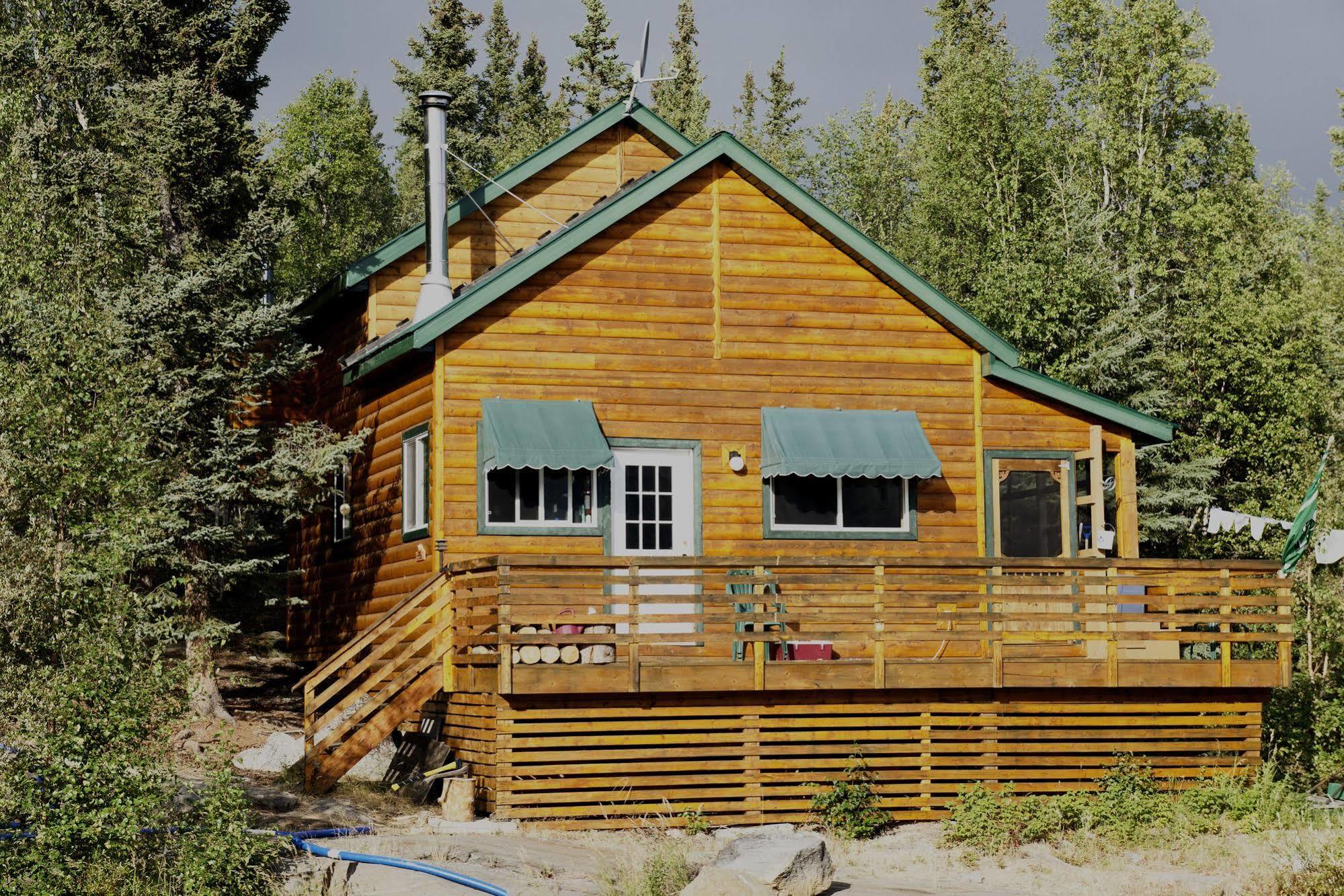 Yellow Dog Lodge, Inc. Yellowknife Exterior foto