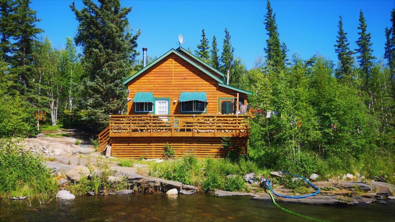 Yellow Dog Lodge, Inc. Yellowknife Exterior foto